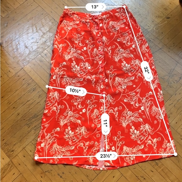 Treasure & Bond Button-Up Midi Skirt w. Pockets | Red + white flower pattern | S - Picture 5 of 6